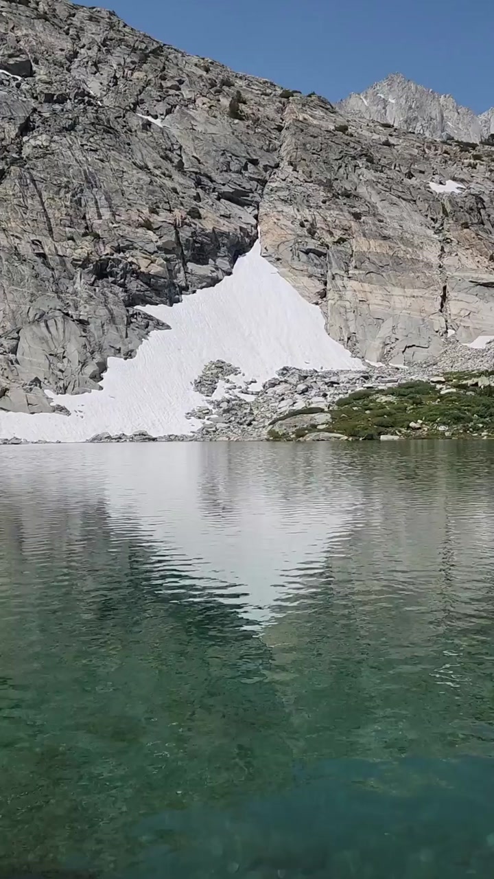 Gem Lake in Little Lakes Valley💧🏔️🌲🌿