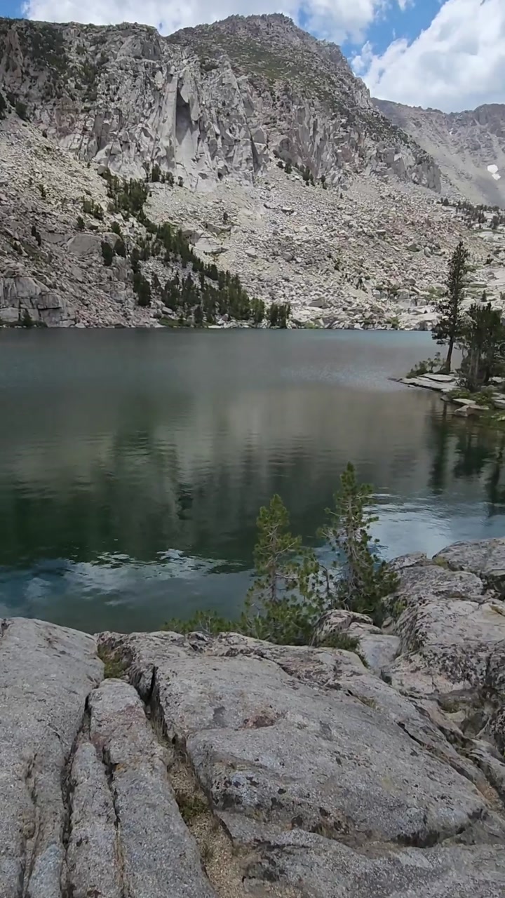 Deep Blue Lake in the Sierra 🌲